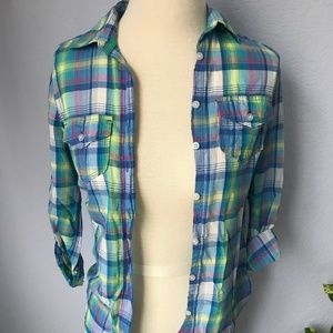 AEROPOSTALE Plaid Button-Up Shirt